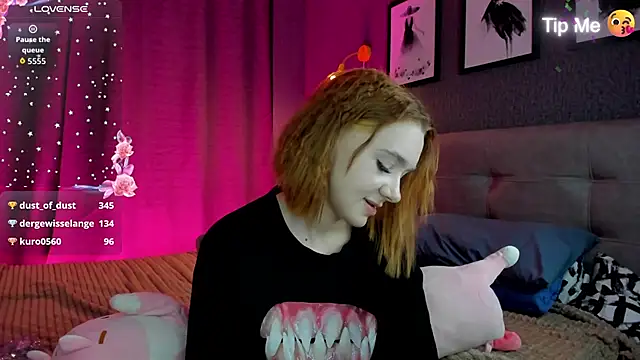 lesi_moonie01 - Lesi_Moonie01's free webcam - UK Sex Cams