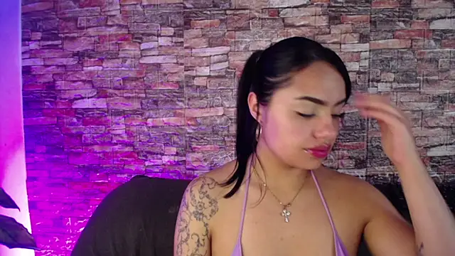 sweetbloomcs - Sweetbloomcs's free webcam - UK Sex Cams