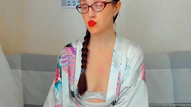 beddable_woman