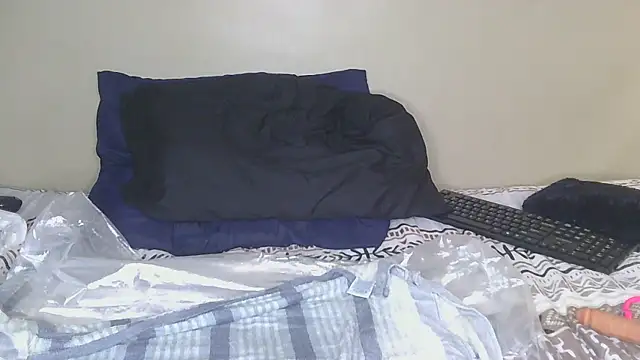 cherieblushx - CherieBlushX's free webcam - UK Sex Cams