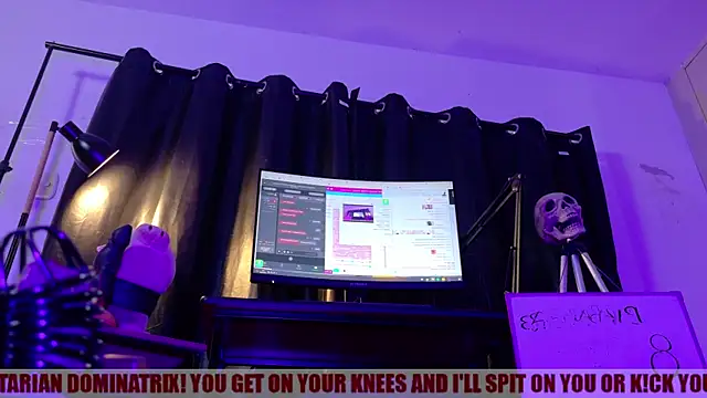 mistressslut1 - MistressSlut1's free webcam - UK Sex Cams