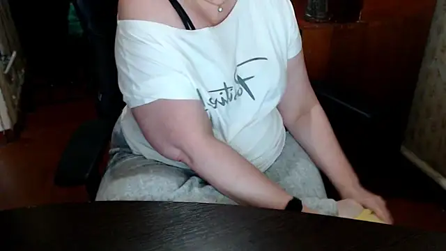 AlisaHot55 webcam