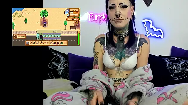 Purple_Coffin666 webcam