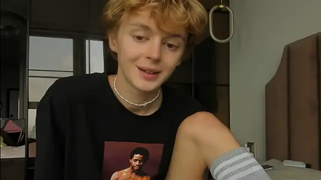 angelAndyy webcam