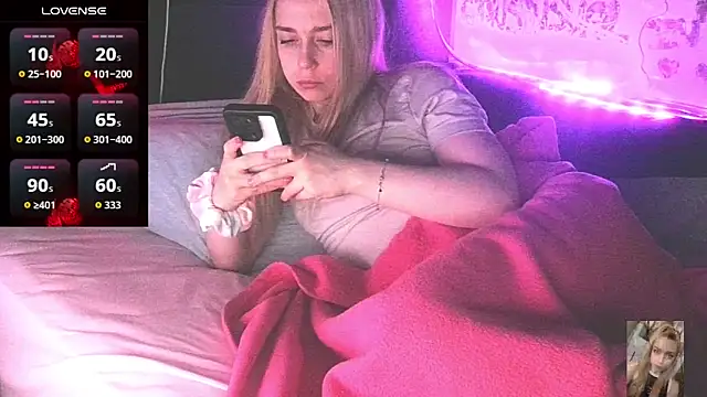 Preview of blondiewithanass
