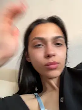 leslyjouretdy - LeslyJouretdy's free webcam - UK Sex Cams