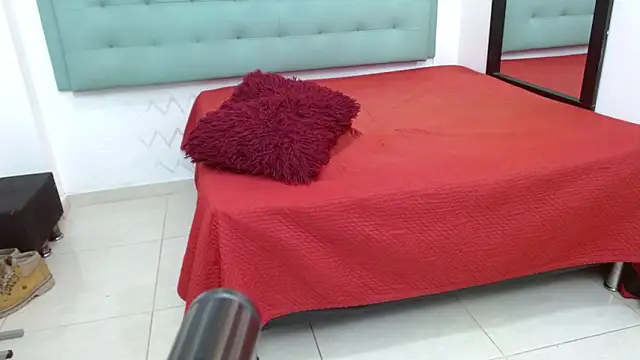 jeanpaul47 - Jeanpaul47's free webcam - UK Sex Cams