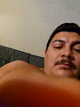 biglou97 - Biglou97's free webcam - UK Sex Cams