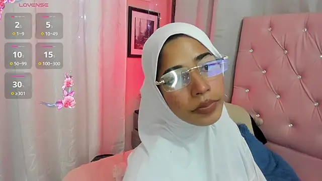 nadiakarim_ - NadiaKarim_'s free webcam - UK Sex Cams