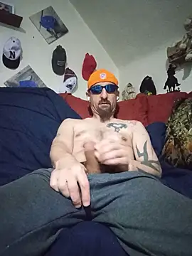 a33destroyer2 - A33destroyer2's free webcam - UK Sex Cams