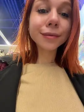 Live sex cam of RosieSecret