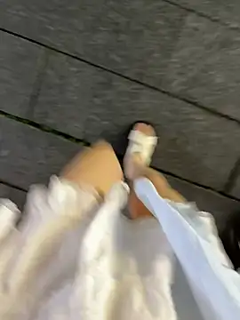 littleqiu live sex cam