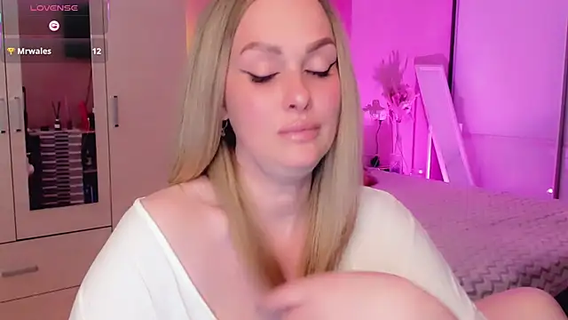Libby_Nora