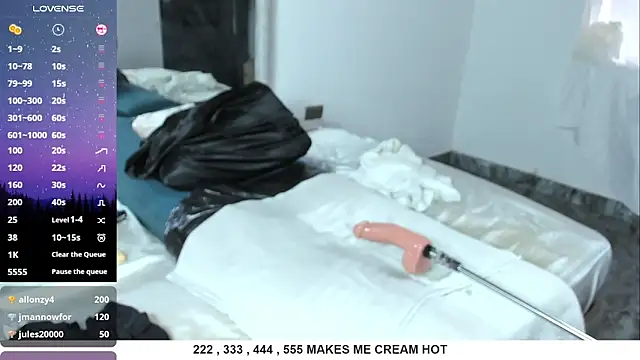 Benjamin_Buster live sex cam