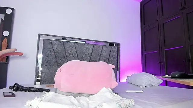 francesca_suzett_ webcam