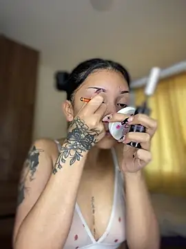 baby_lizy webcam