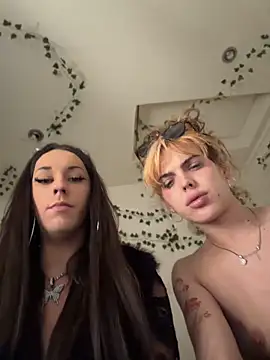 Veletryso - Trans webcam sex chat