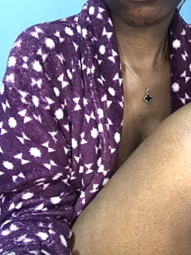 xxSexyTalia28 live sex cam