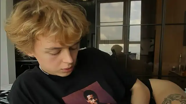 Quismnaun - Male webcam sex chat