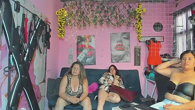 lesbiancuple webcam