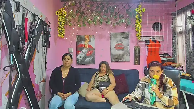 lesbiancuple webcam