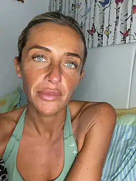 ScarlettGold_