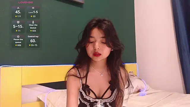 Shy_Kira webcam