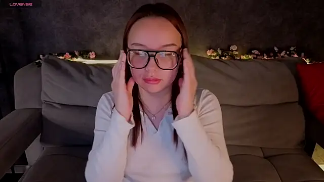 Eva_Cutties webcam