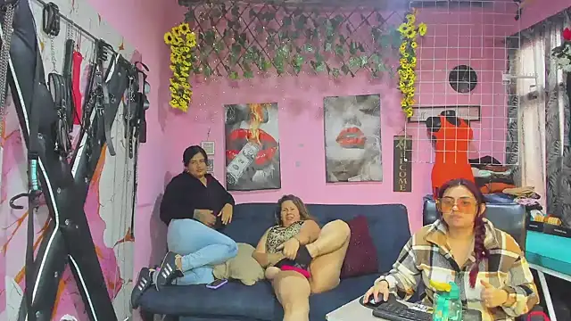 lesbiancuple webcam