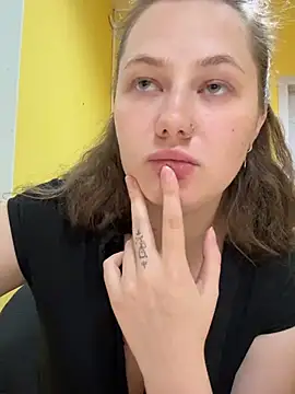 AsynaYuuki webcam