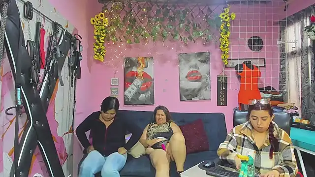 lesbiancuple webcam