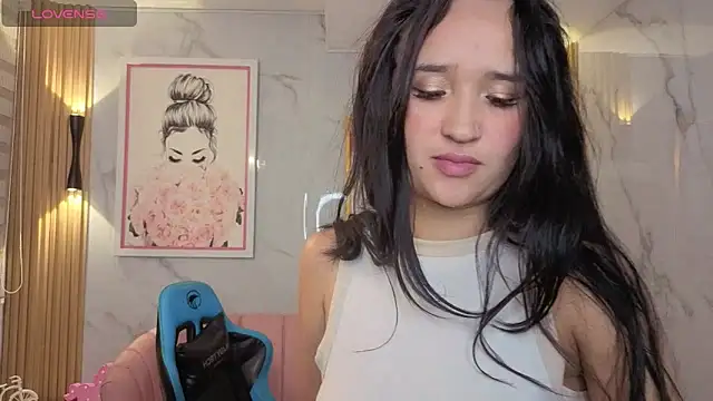 bella_vibess_s webcam
