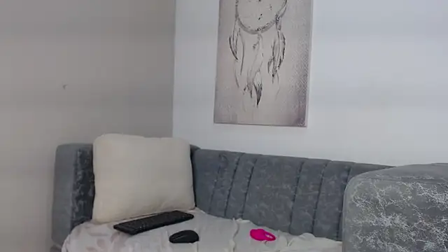 queen_adhara webcam