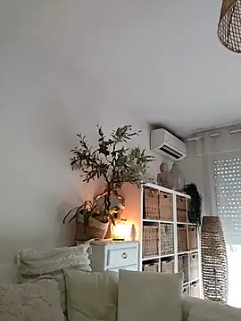 Luna_Kitanna webcam