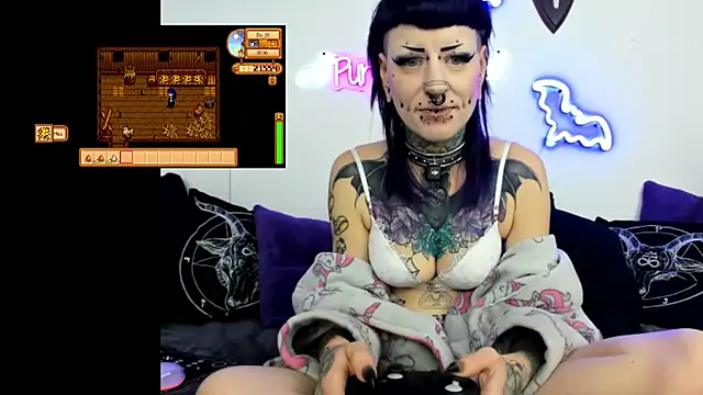 Purple_Coffin666 webcam