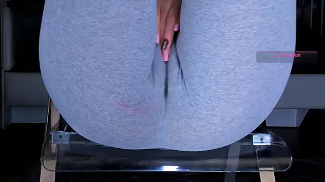 Cameltoe_squirt_inPants webcam