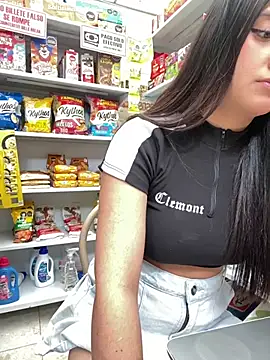 StrawberryPink_ webcam