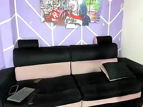 Nahomi_hot_77 webcam