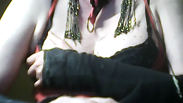 sissy_sarah69 webcam