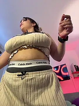 tati_reyess webcam
