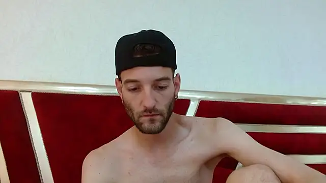 Christopher_saint webcam
