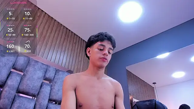 owen__johnson webcam