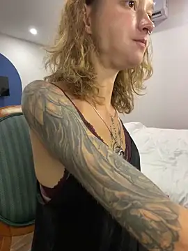 __grace__ webcam