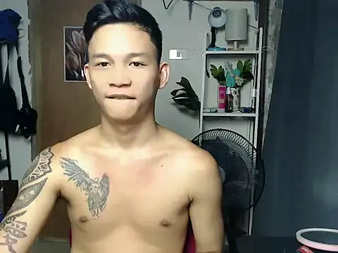 asianmonstercock05 webcam