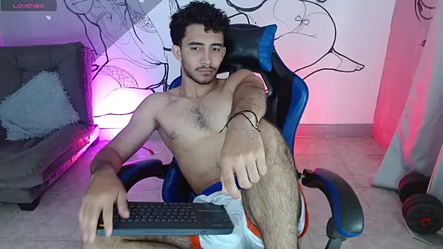 caius_bigcock1 webcam