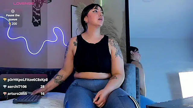 Alana_dagger_ webcam