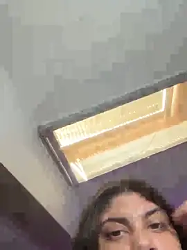 MinaKhalina webcam