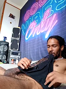 Mikaaa97 webcam