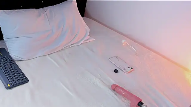 annyy_ricee28 - Annyy_Ricee28's free webcam - UK Sex Cams