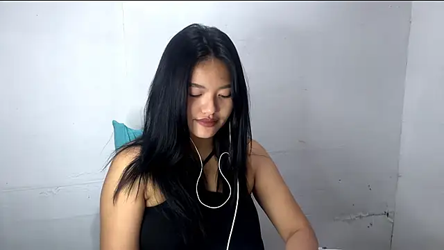stellahurtis - StellaHurtis's free webcam - UK Sex Cams
